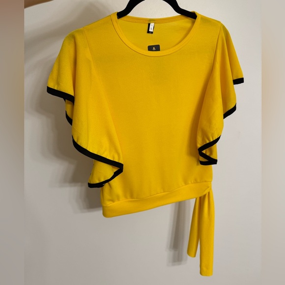 Yellow Ruffle Sleeve Top - Picture 4 of 5